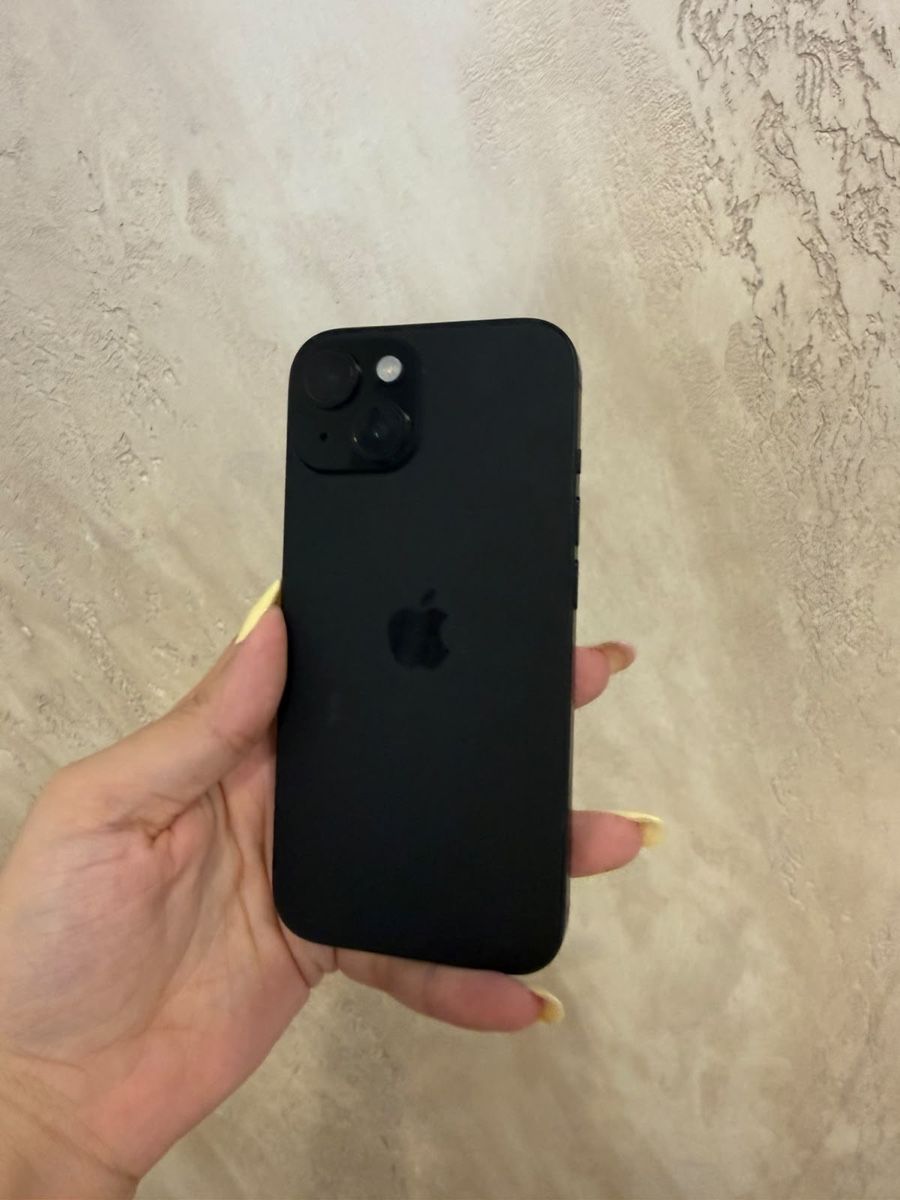 Apple Portables: Iphone 15 face id off 256 gb  – Neuf (Voir description) à Chippis par mig_8ns6