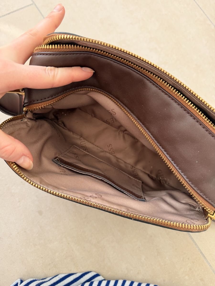 Guess Borse: Guess Handtasche – Nuovo (secondo la descrizione) da Bremgarten venduto da chi_l9q9 3
