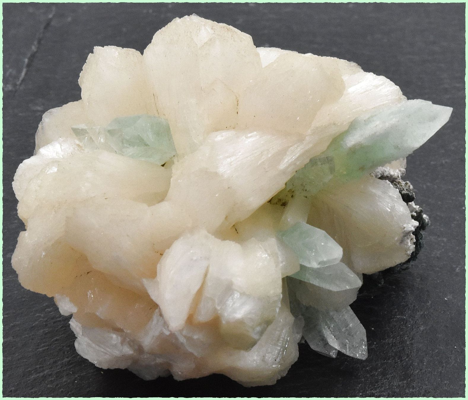 Minerali & Pietre curative: Roher Grüner Apophyllit & Stilbit-Zeolith, Indien – Nuovo e nell'imballaggio originale da Nassenwil venduto da QuarySeller 5