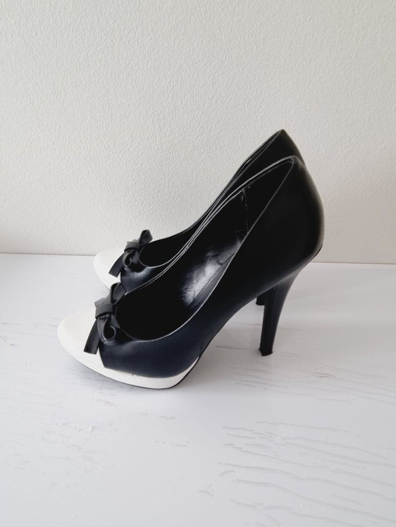 Graceland Scarpe da donna: Woman heel shoes – Nuovo (secondo la descrizione) da Mendrisio venduto da ann_d9pf 1