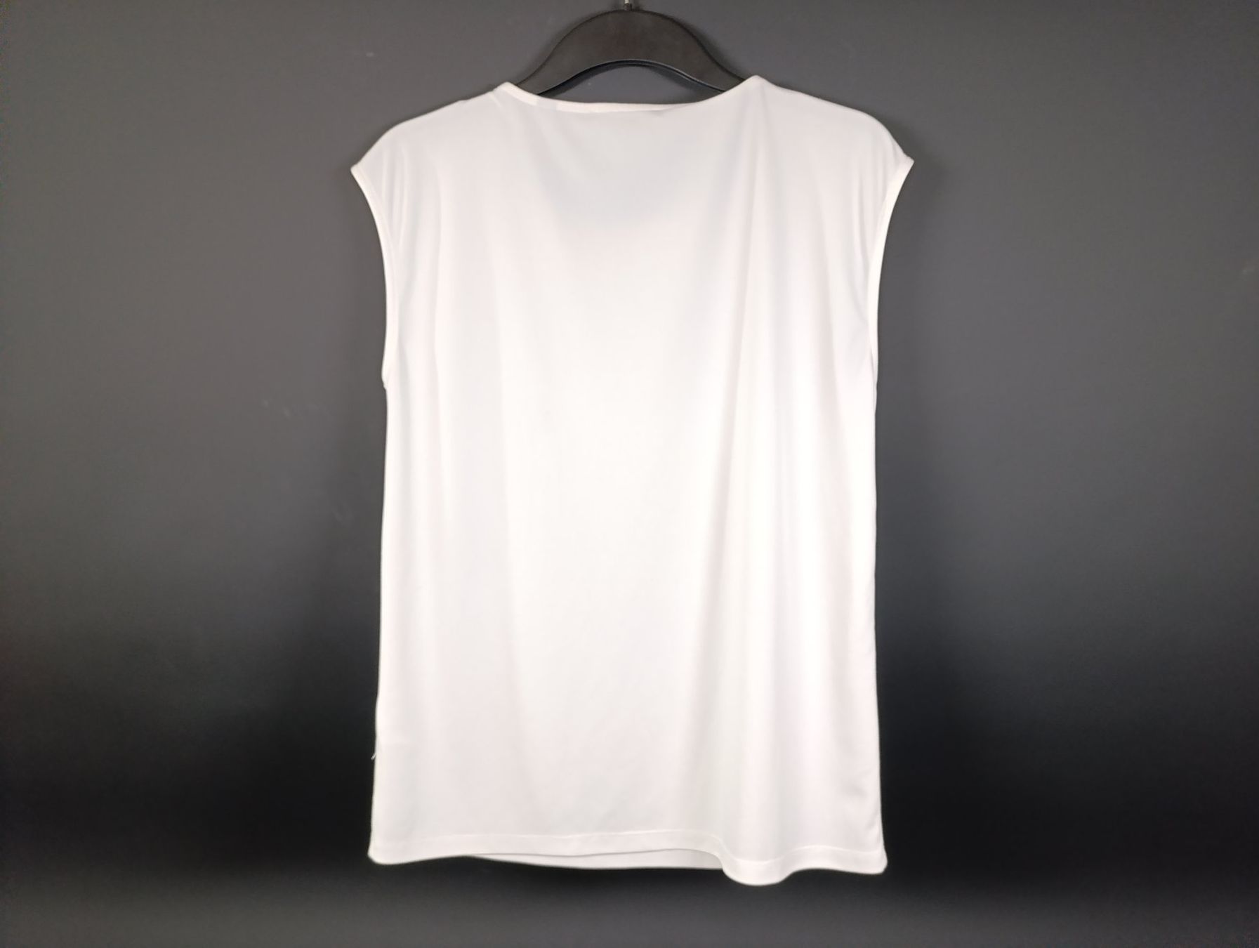 Esprit Tops: ESPRIT haut sans manches blanc taille M – Gebraucht aus Thielle von Plusvalue_Neuchatel 1