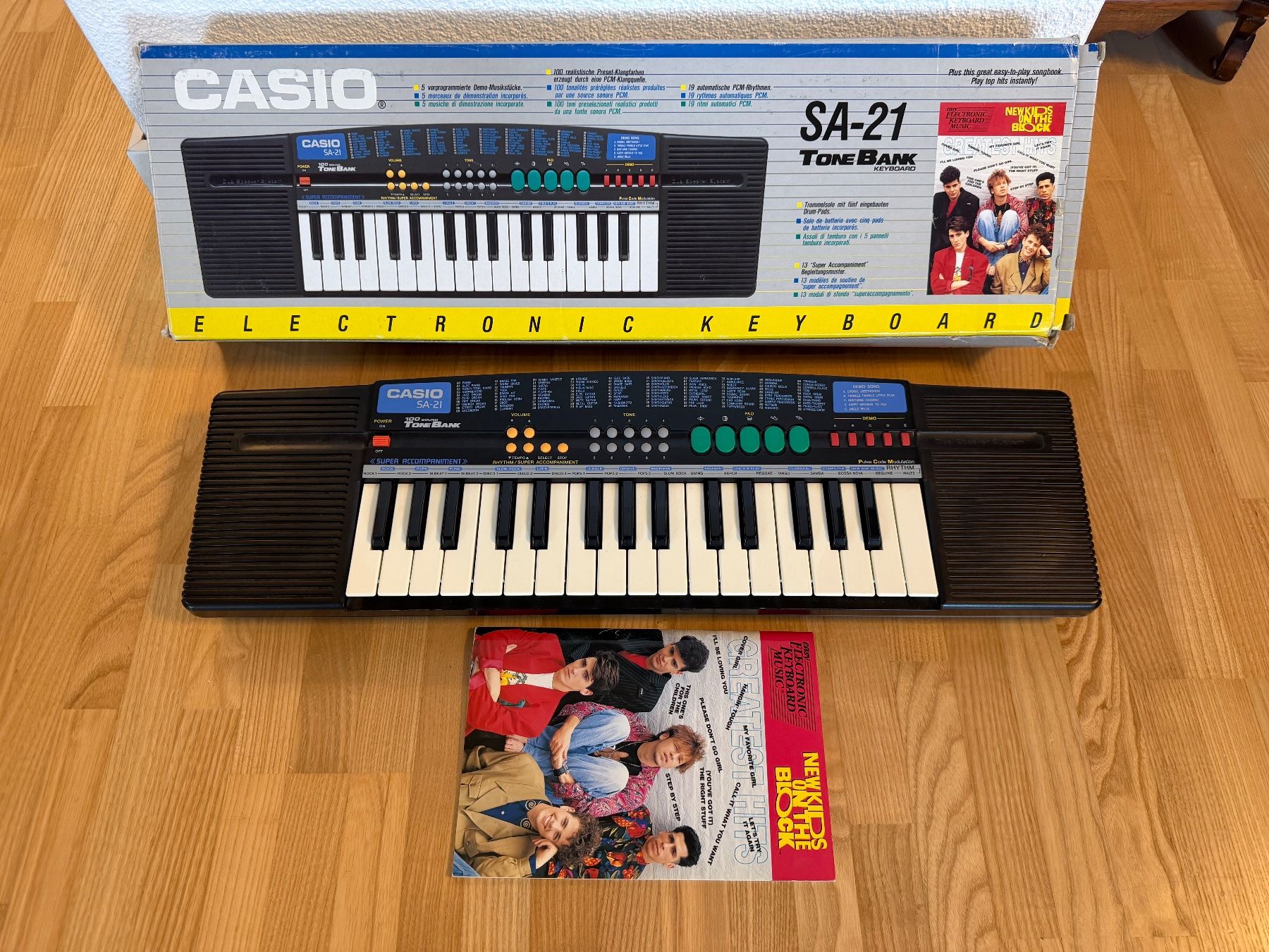 Strumenti musicali: Casio SA-21 Tone Bank Keyboard – Usato da Brüttisellen venduto da ThommyK