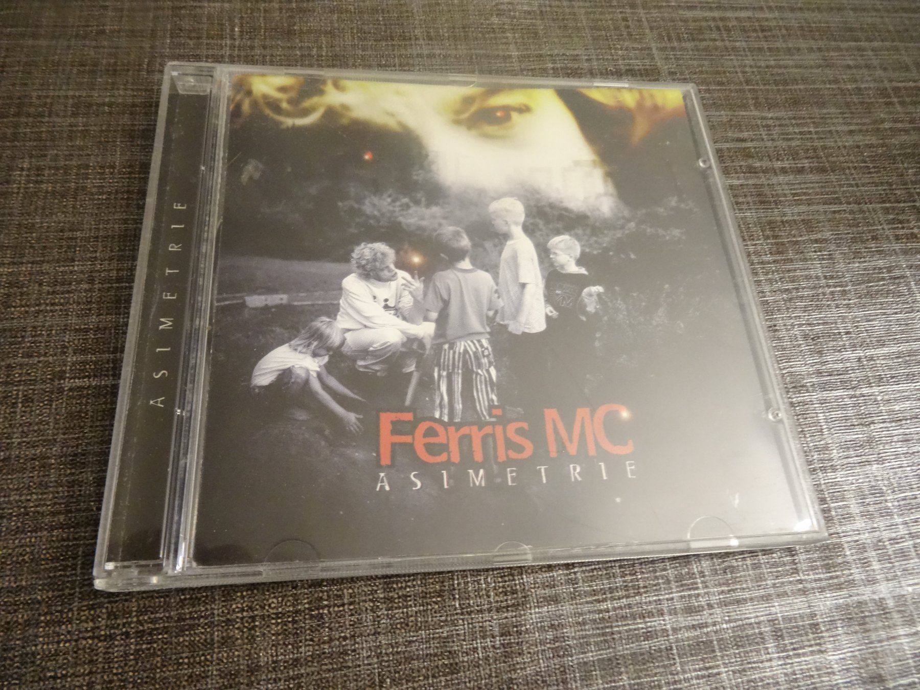 CD: Ferris MC  - ASIMETRIE CD – Usato da Olten venduto da Disc-Ausverkauf