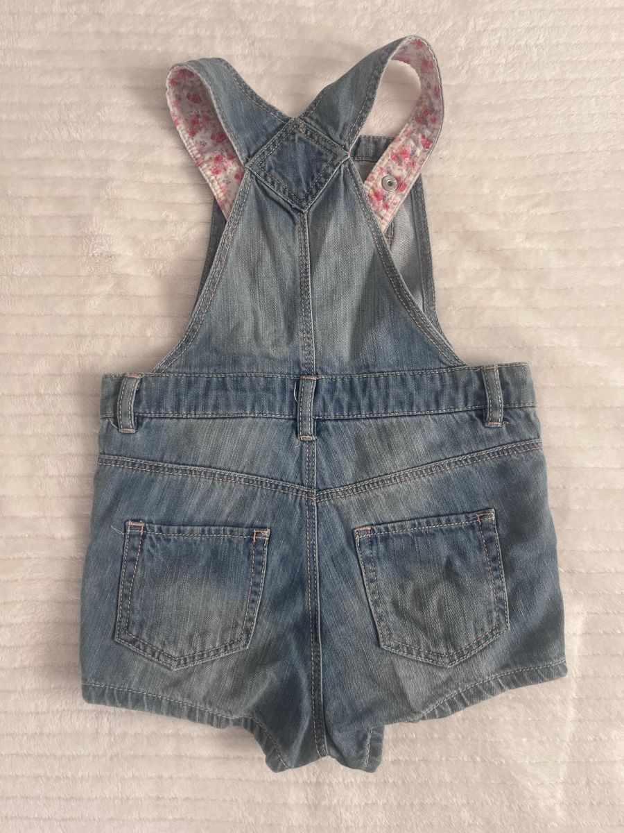 H&M Pantaloni: Jeans Salopette – Usato da Saas-Fee venduto da Marienelly19 1