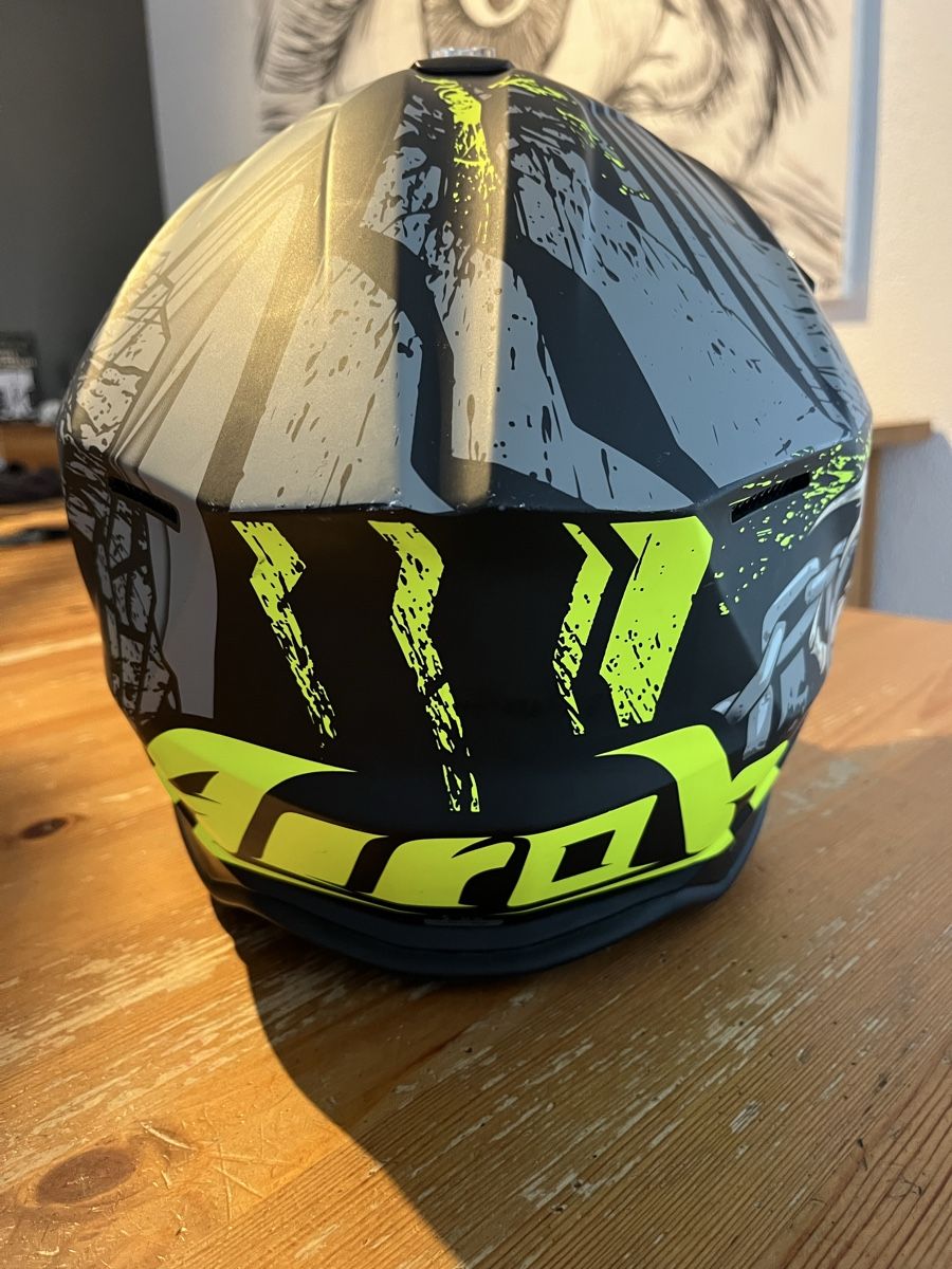 Airoh Caschi & visiere: Motocross Helm Motorradhelm – Usato da Rickenbach LU venduto da Haefliger03 5