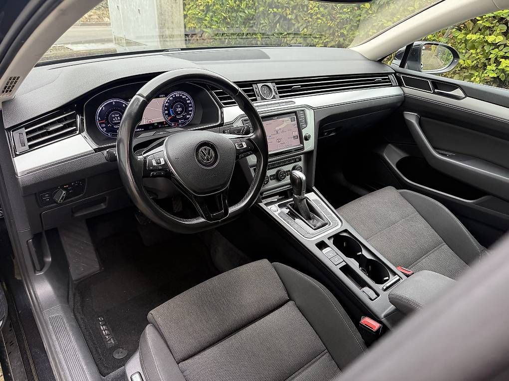 VW Automobili: Passat Variant 2.0 TDI BMT R-Line DSG – Usato da Altstätten SG venduto da HERRDERDINGE1 4