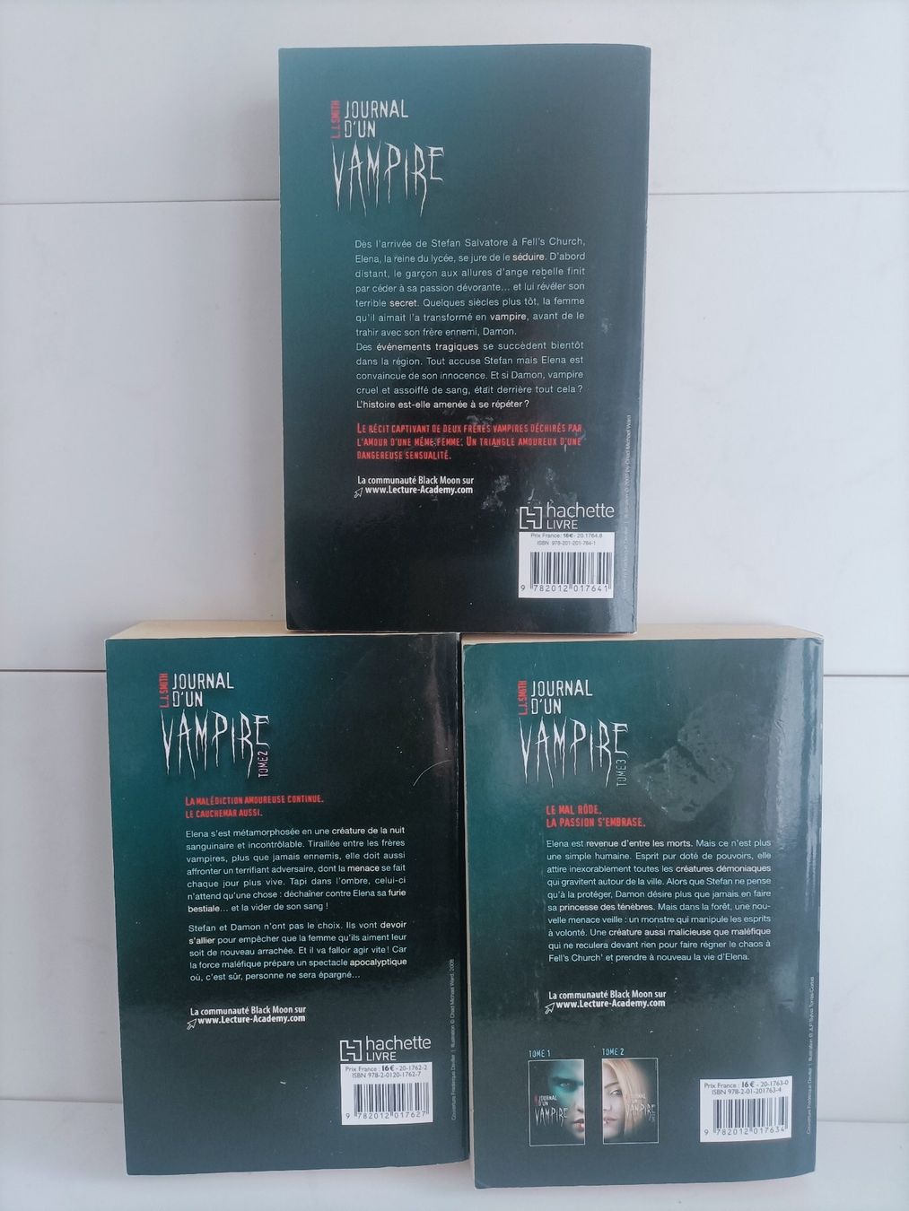 Libri: Journal d'un vampire 1/2/3 / L. J. Smith / Hachette 2009 – Usato da crans montana venduto da AB3963 1