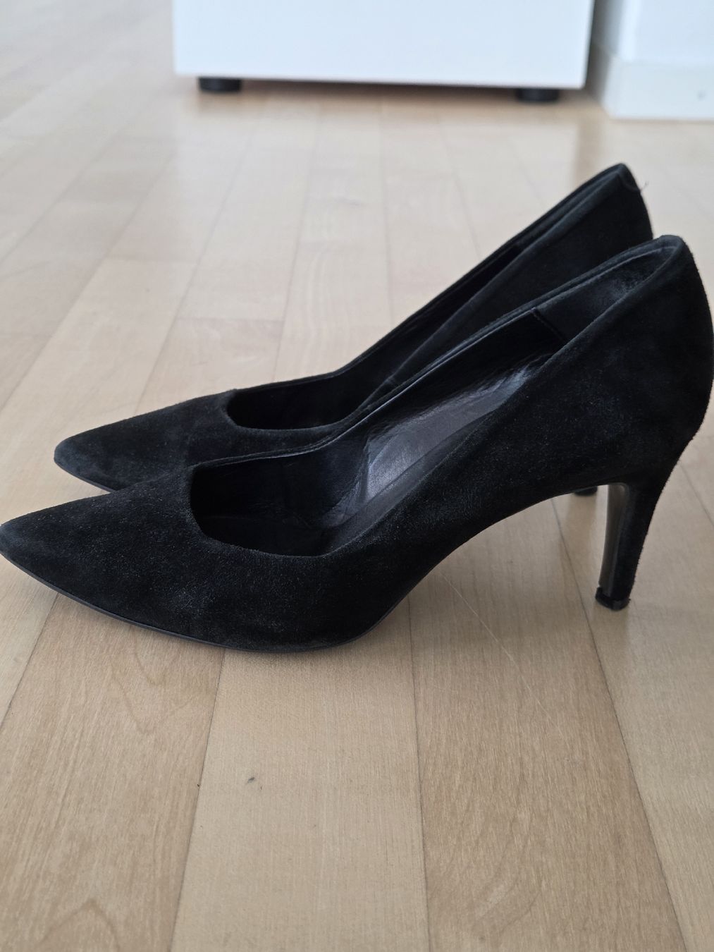 Scarpe da donna: Leder Pumps schwarz Velourleder – Usato da Zürich venduto da lejale01 3