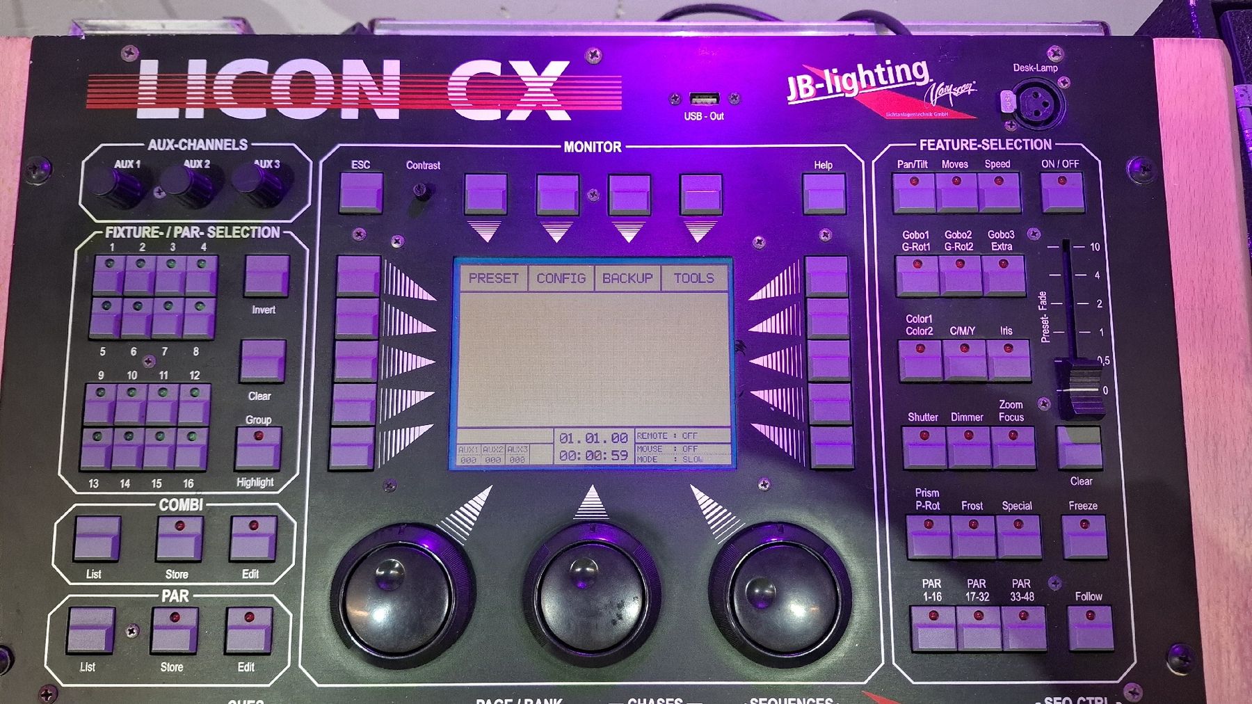 Sistema di controllo: JB-Lighting Licon CX Lichtmischpult mit Case und Anleitung – Usato da Watt venduto da Gubrist