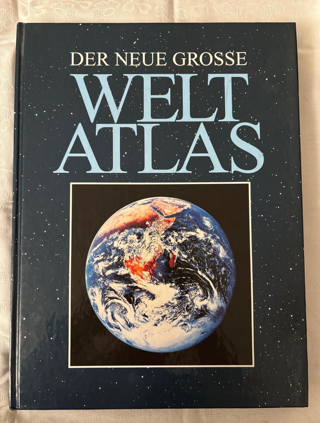 Libri: Der neue grosse Welt Atlas – Usato da Interlaken venduto da Poeschtli