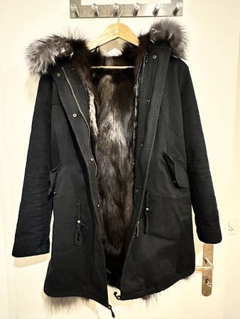 Parka mit Echtpelz gefüttert