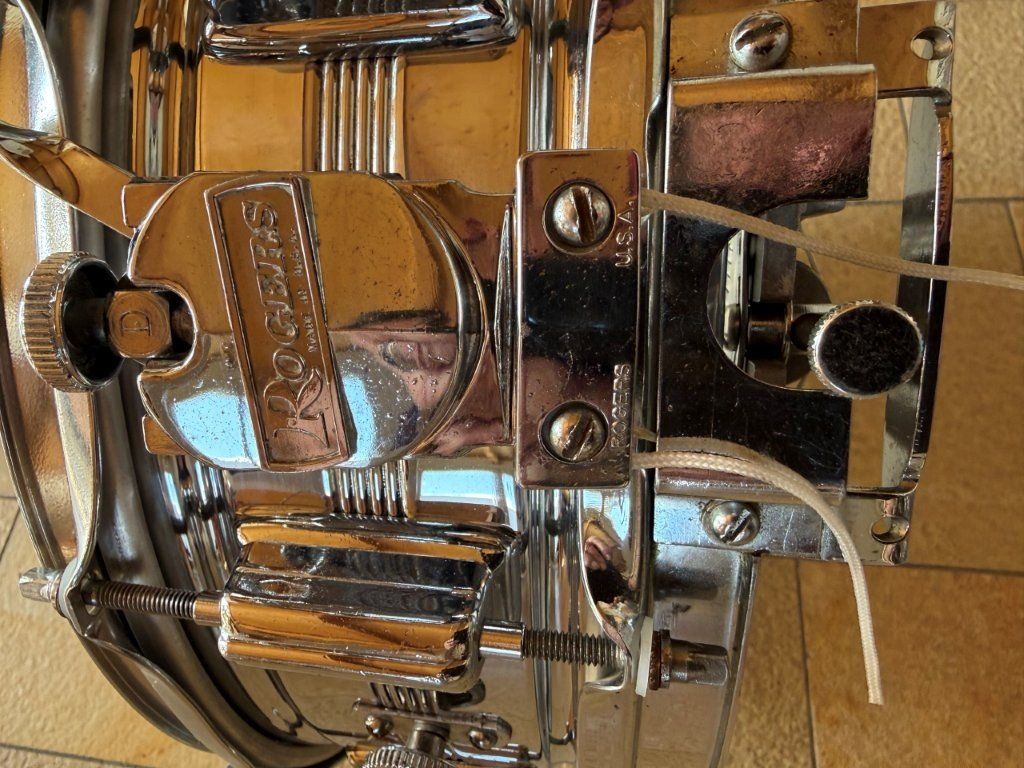 Strumenti musicali: Original Dyna-Sonic Snare Drum – Usato da Dielsdorf venduto da AMOZH60 3