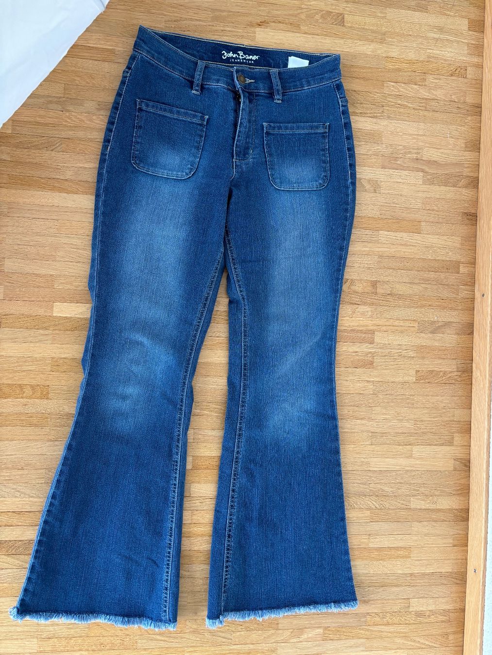 Jeans: John Bauer Jeans Schlaghose Gr. 36 Neuwertig – Usato da Zürich venduto da GGMZ