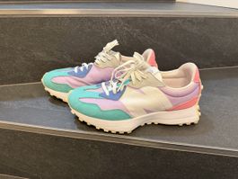 New Balance 327 Gr. 40