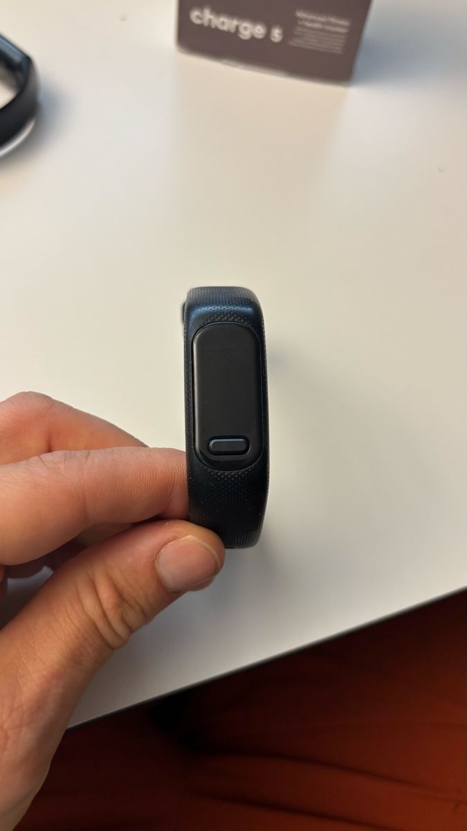 Garmin Smartwatch: Fitnesstracker Vivosmart 5 – Usato da Uettligen venduto da urbaner1 1