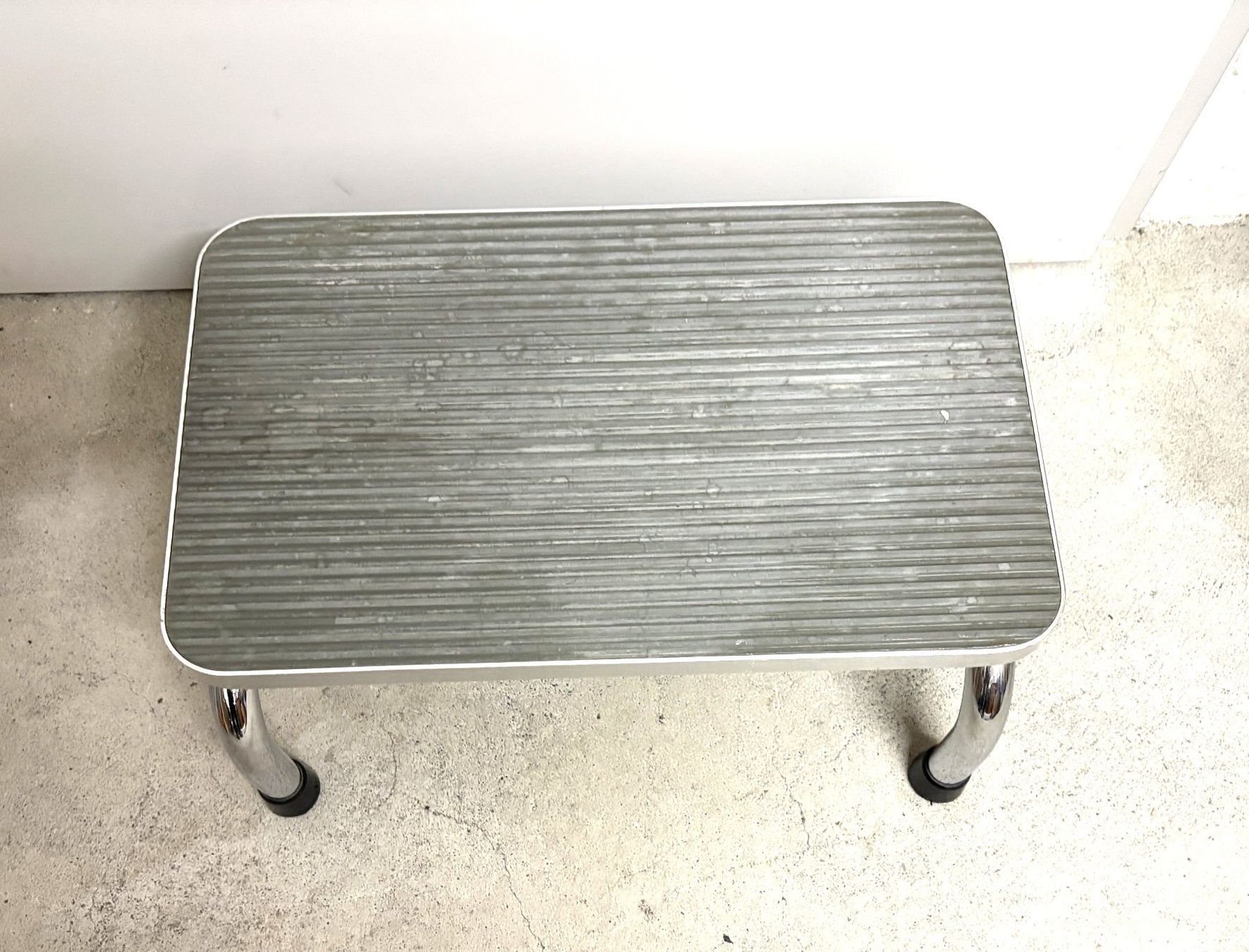 Hocker: Vintage Hocker grau – Gebraucht aus Glattbrugg von Ariel012