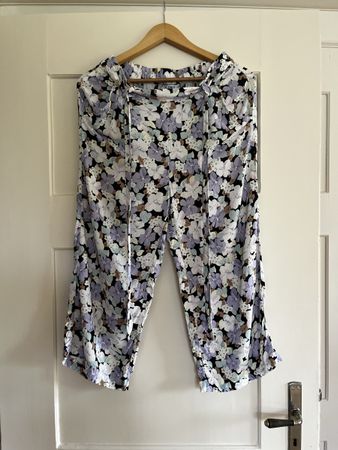 Stoffhose Only Blumenmuster