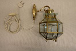 Dekorative Wandlampe mit Metall/Glas mit spezieller Form