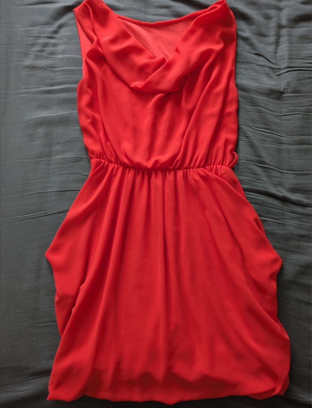 Kleider: Red chiffon dress – Gebraucht aus Adliswil von tak_g6k5 1
