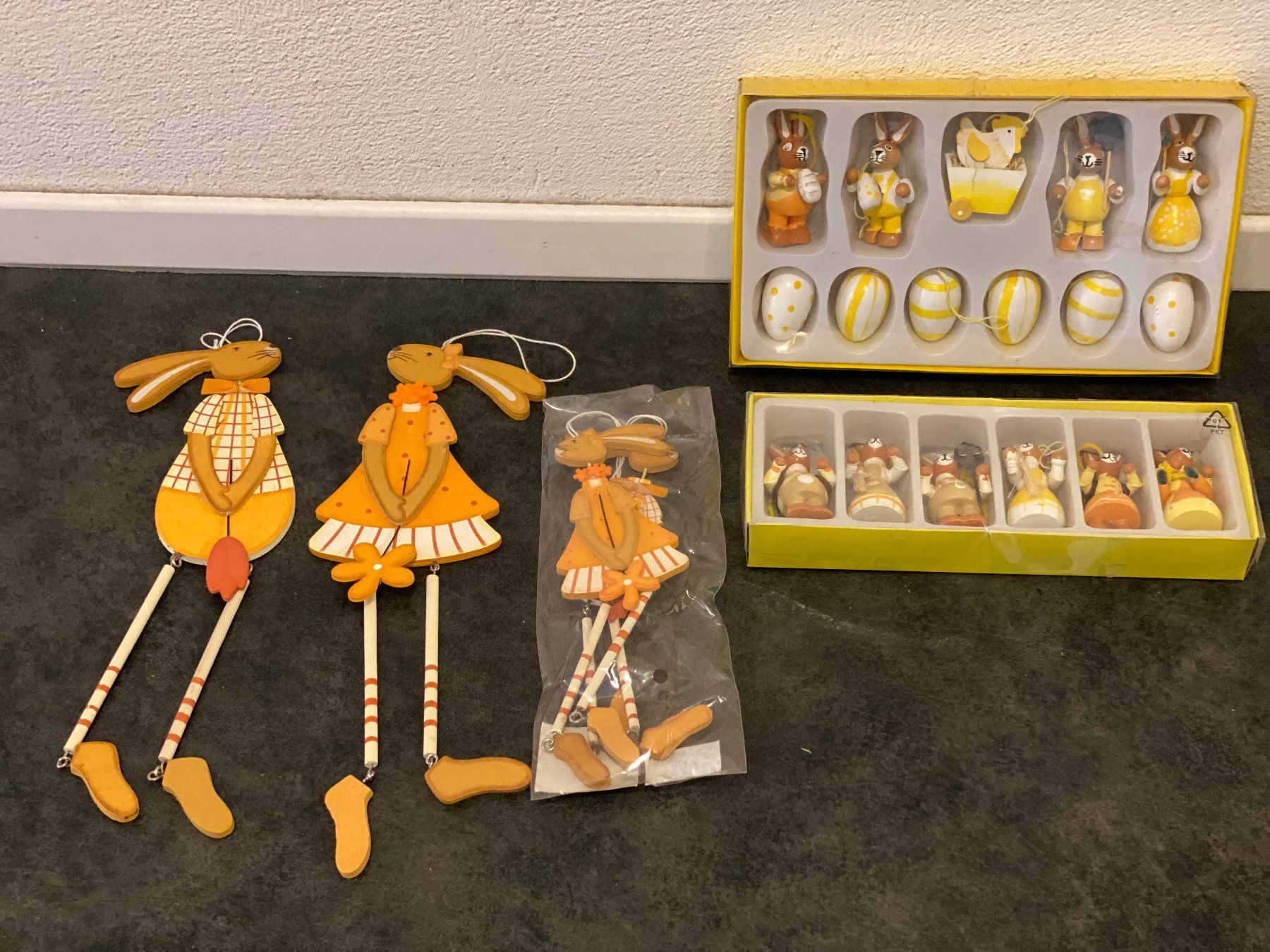 Tutte le decorazioni: Osterdekoration / Hasen / Eier – Nuovo e nell'imballaggio originale da Eschenbach SG venduto da Sums