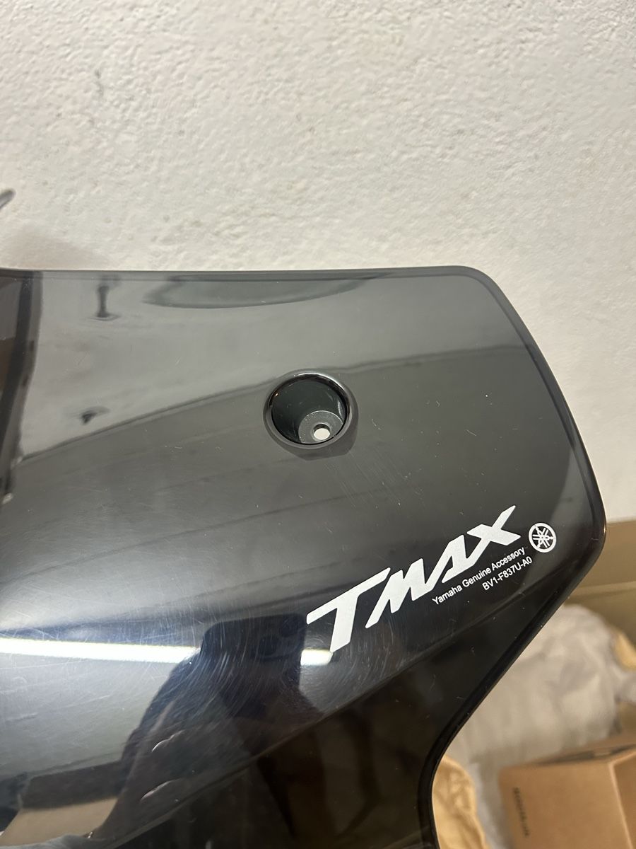 Yamaha Tutti pezzi di ricambio per scooter: Bulle sport tmax – Usato da Ecublens VD venduto da RodrigoFortunato249 2