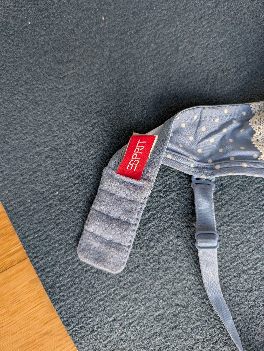 Esprit Altra biancheria intima: Esprit BH blau gepunktet, Grösse 70C Spitze – Nuovo (secondo la descrizione) da Zürich venduto da Romy_1011 3