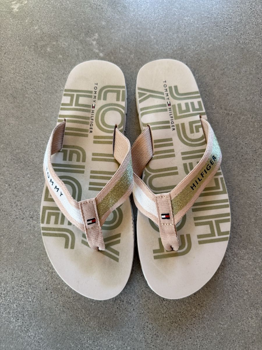 Tommy Hilfiger Scarpe da donna: Tommy Hilfiger Flip Flop ,  Gr.38/39! – Usato da Maienfeld venduto da griti666