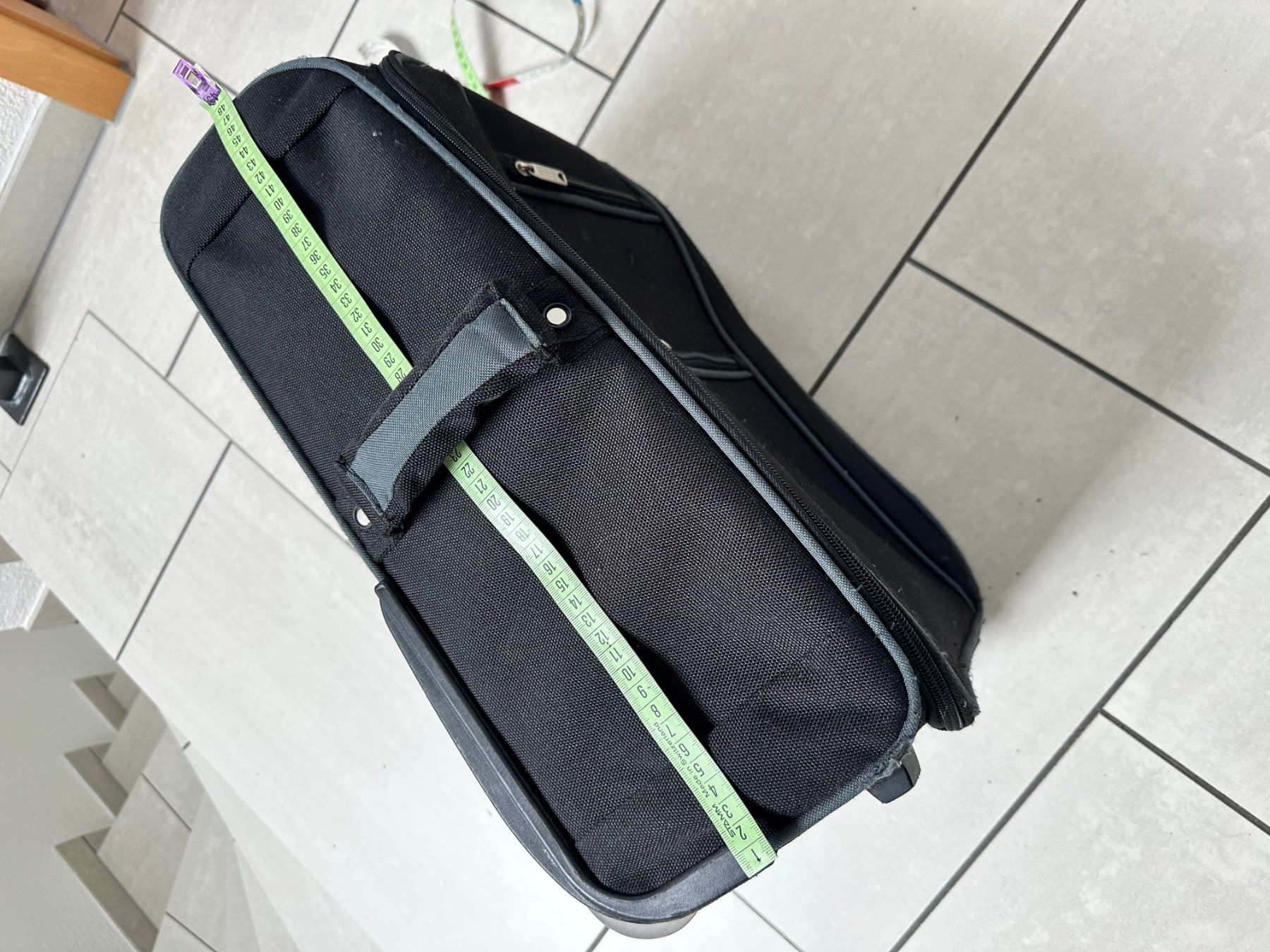 Valigie: Handgepäckkoffer mit Rollen – Usato da Kestenholz venduto da Cdk10 2