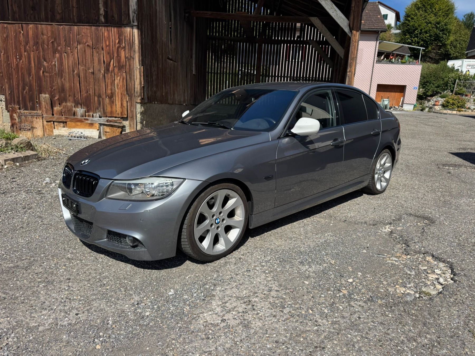 BMW Automobili: Zum Verkaufen steht ein Bmw 320i e90 M-Tech – Usato da Schmerikon venduto da Passat018 1