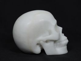 Schädel aus Marmor, Kopf Skulptur, Steinarbeit