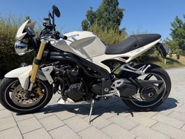 Triumph Speed Triple 2006 (muss repariert werden)