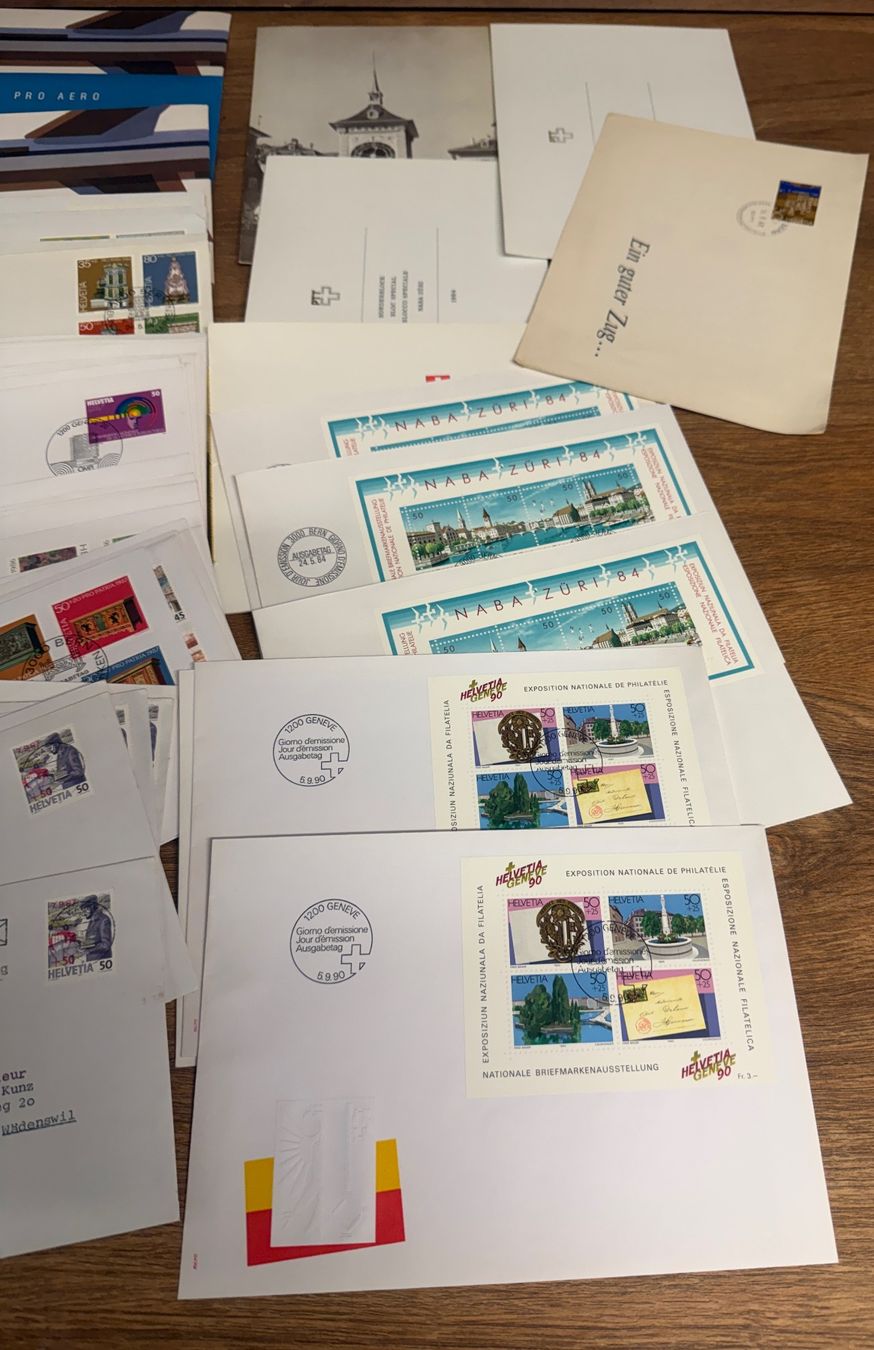 Tous les timbres: Schweizer FDC & Briefmarken Sammlung ( 112 ) – D'occasion à Nussbaumen AG par olitech5415 1