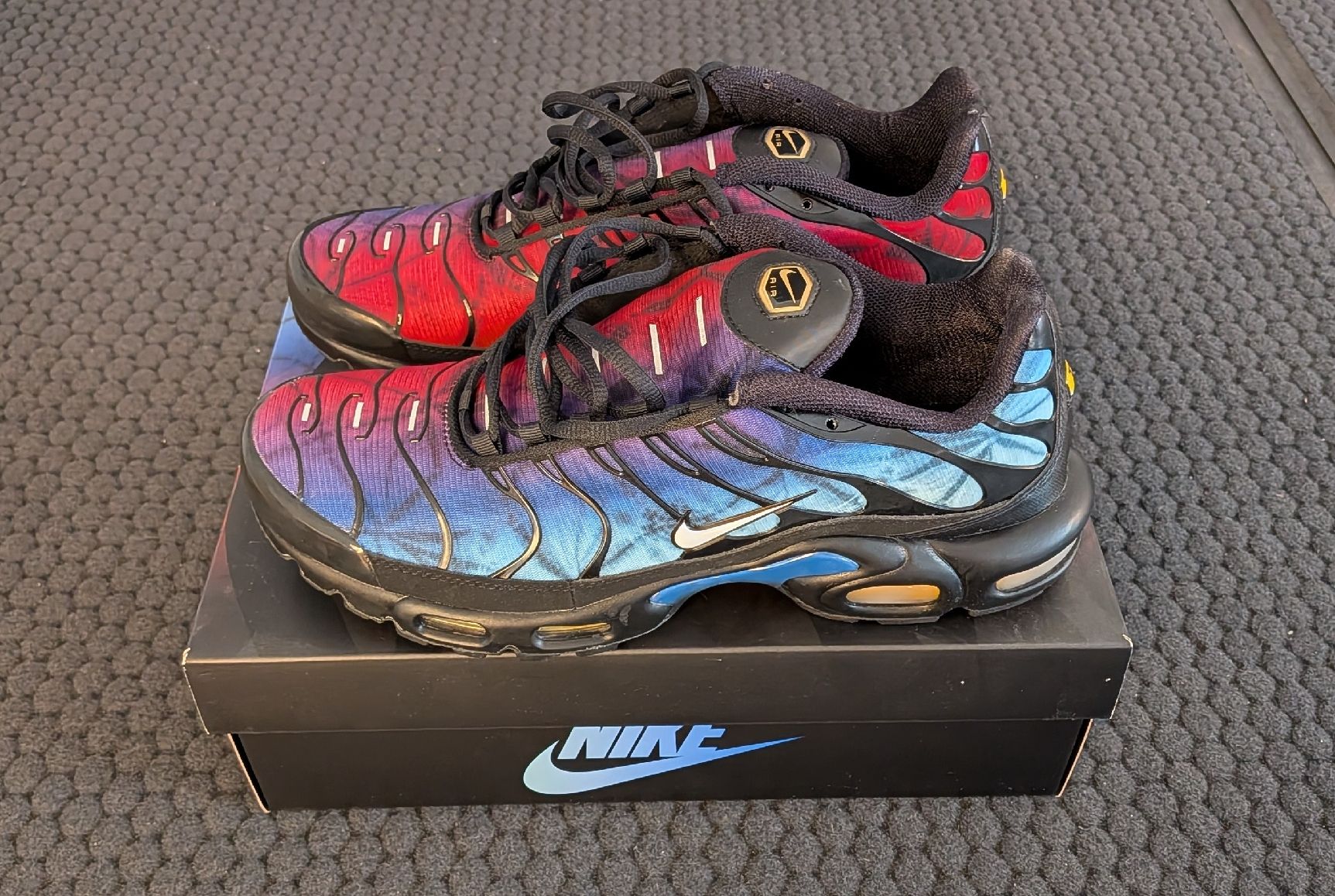 Nike Scarpe da uomo: Nike Air Max Plus Anniversary – Nuovo e nell'imballaggio originale da Zürich venduto da vukzh 1