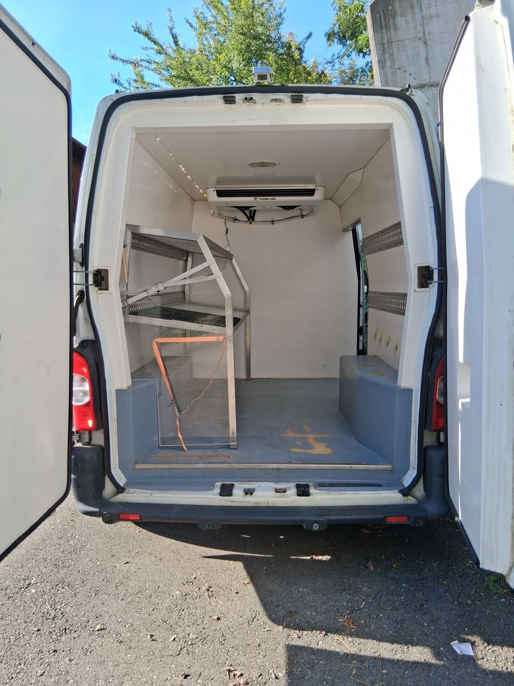 Renault Trucks Veicoli commerciali: Renault Master T33 mit Kühlaufbau – Usato da Frauenfeld venduto da and_gl6x 4