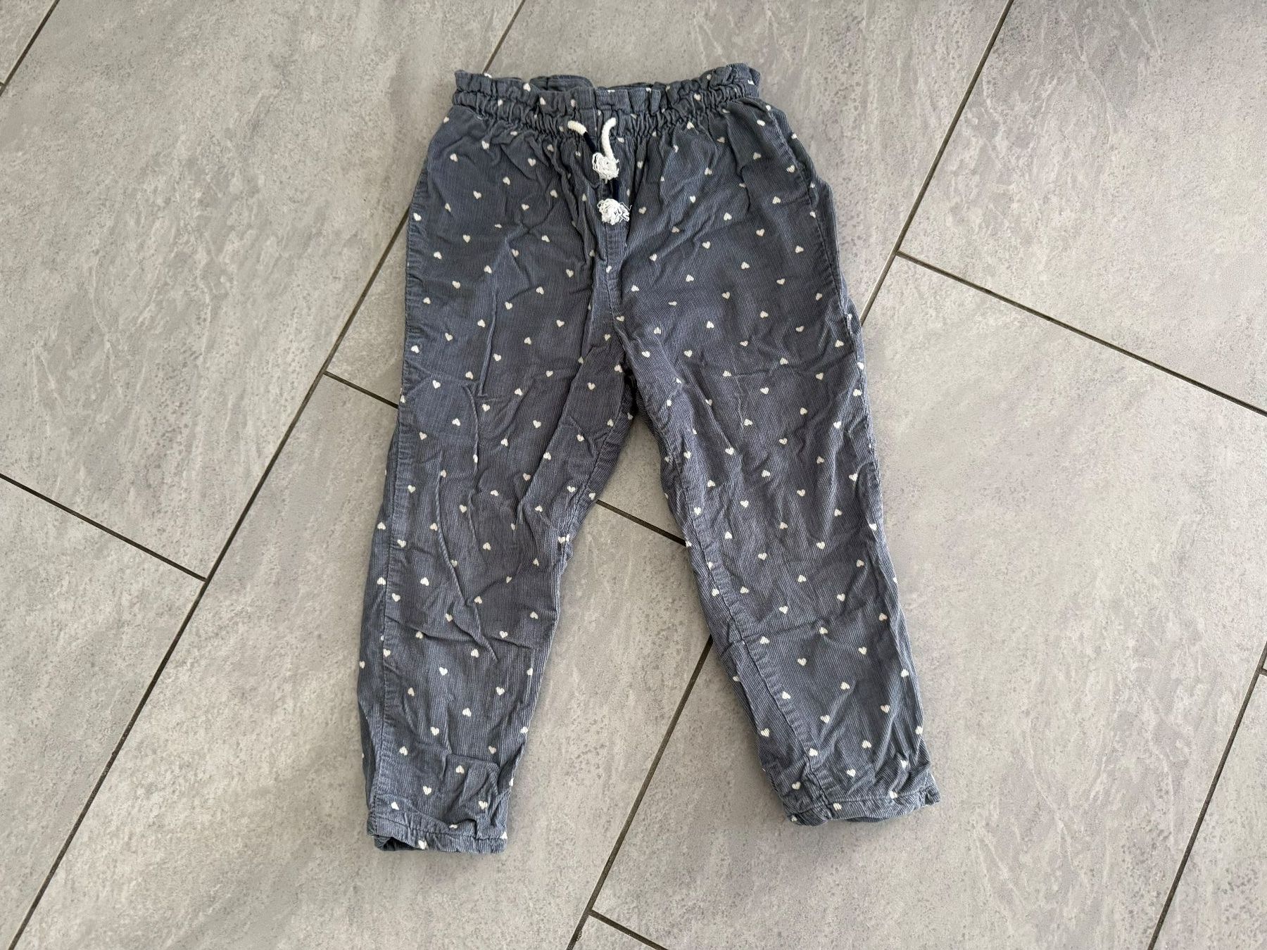 H&M Pantaloni: Hose - Grösse 98 - H&M – Usato da Bülach venduto da Loredana13