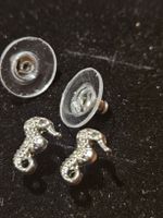 Ohrstecker Seepferdchen silberfarben gebraucht