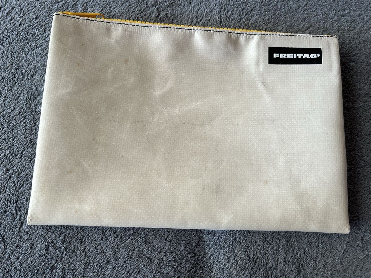 Freitag Altro in  Abbigliamento & Accessori: Freitag Pouch neu – Nuovo (secondo la descrizione) da Wohlen b. Bern venduto da Honeypie
