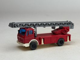 RA- Wiking Mercedes NG Feuerwehr Leiterwagen