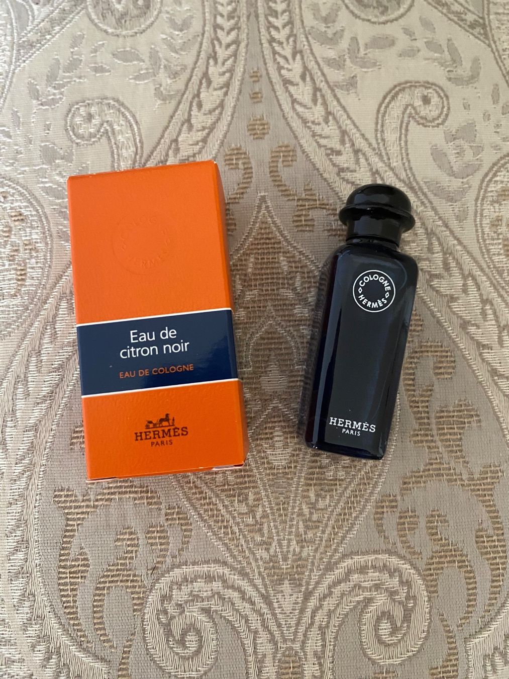 Eau de citron noir hermes prezzo best sale