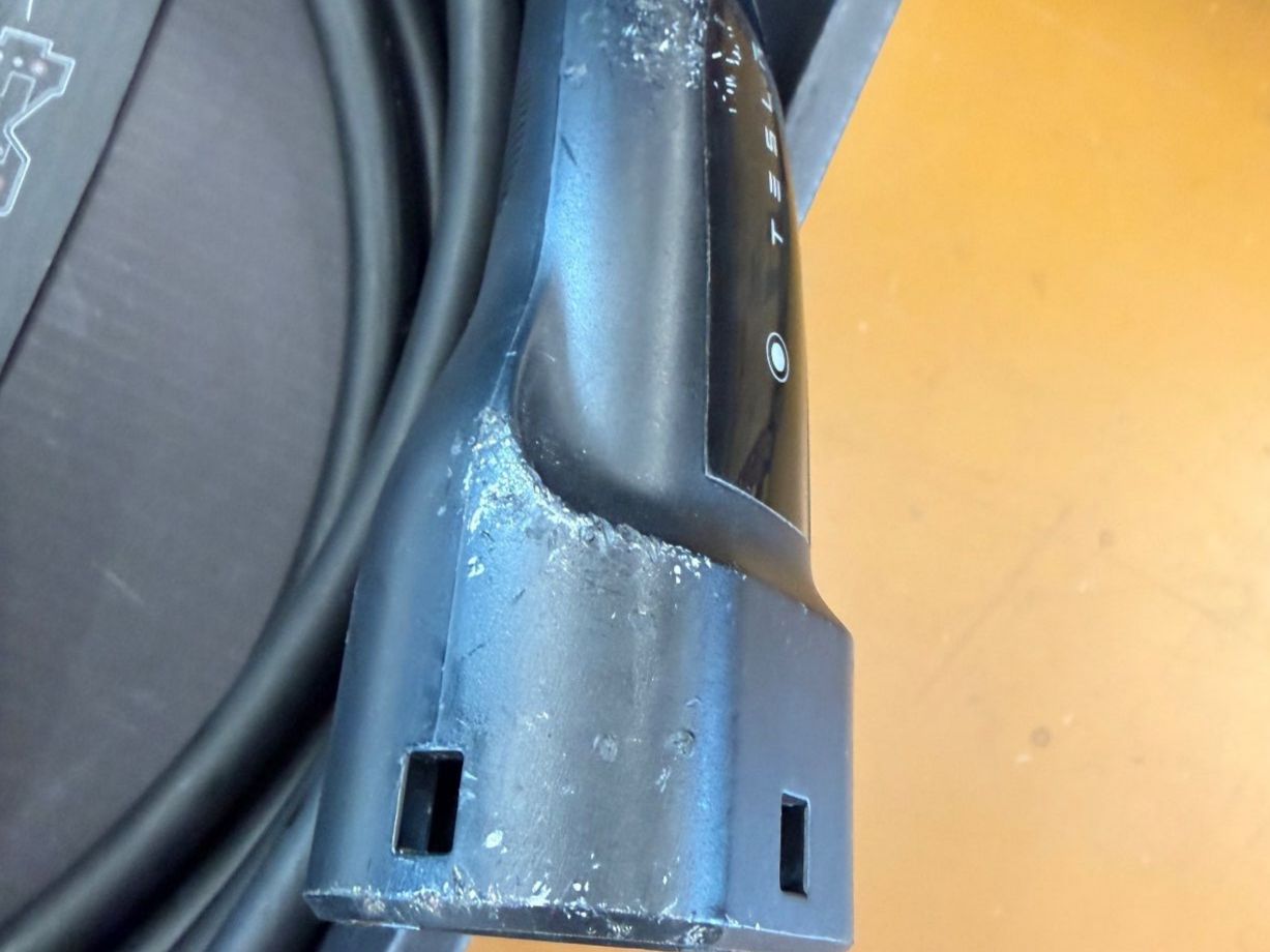 Tesla Batterie-Ladegeräte: Tesla Wall Connector – Gebraucht aus Dietlikon von ComdatAG 4