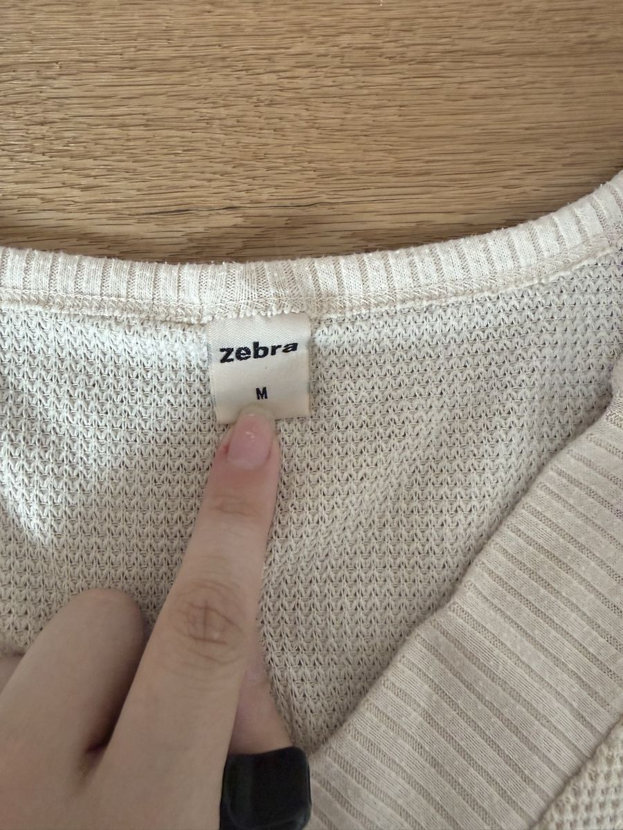 Zebra Maglioni & Felpe: Damen Pullover zebra beige Grösse M  – Usato da Hüttwilen venduto da sar_8gj7 1