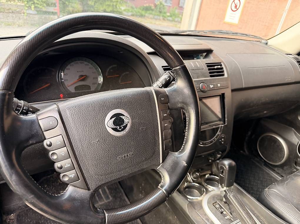 Ssangyong Automobili: SsangYong Rexton, 3.5 t Anhängelast, mit MFK – Usato da Andwil TG venduto da MichelMejer 4