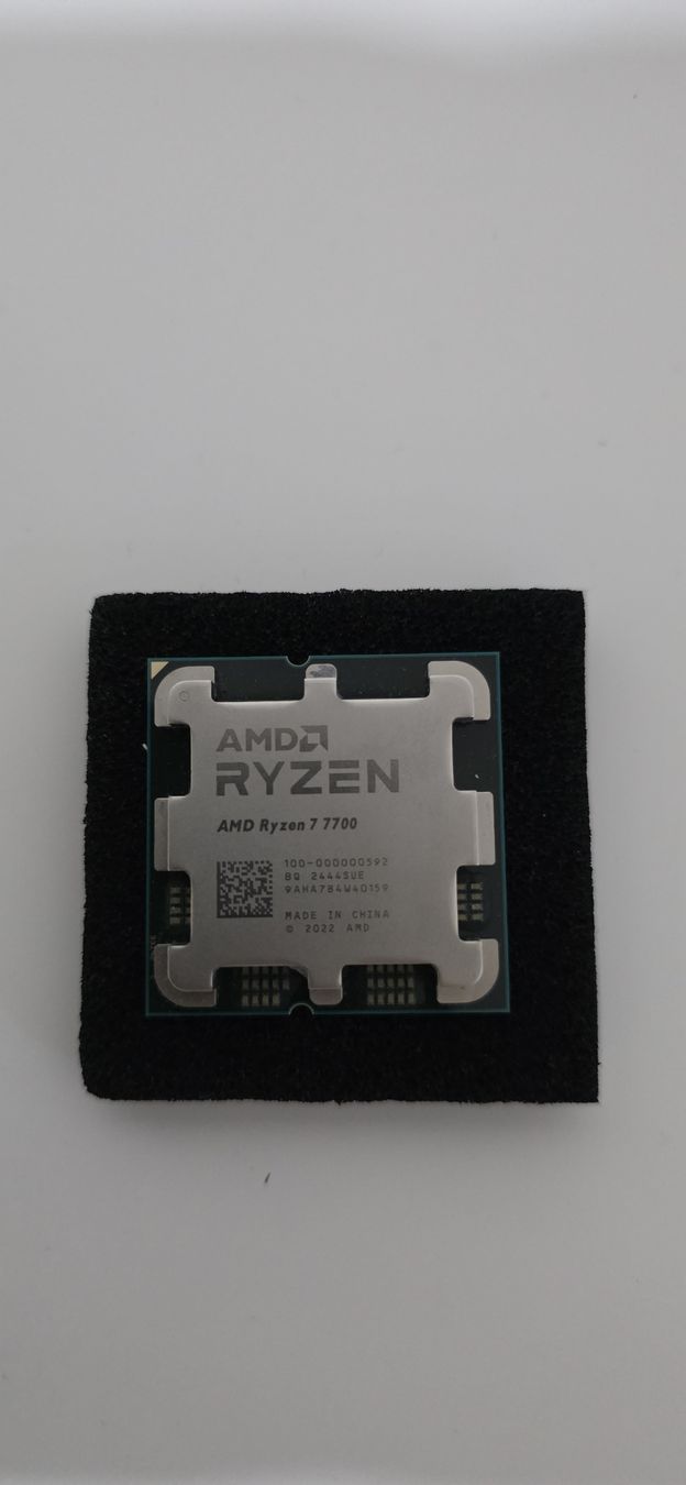Amd Composants électroniques: Ryzen 7 7700 – D'occasion à Brig par N1TR-0 3