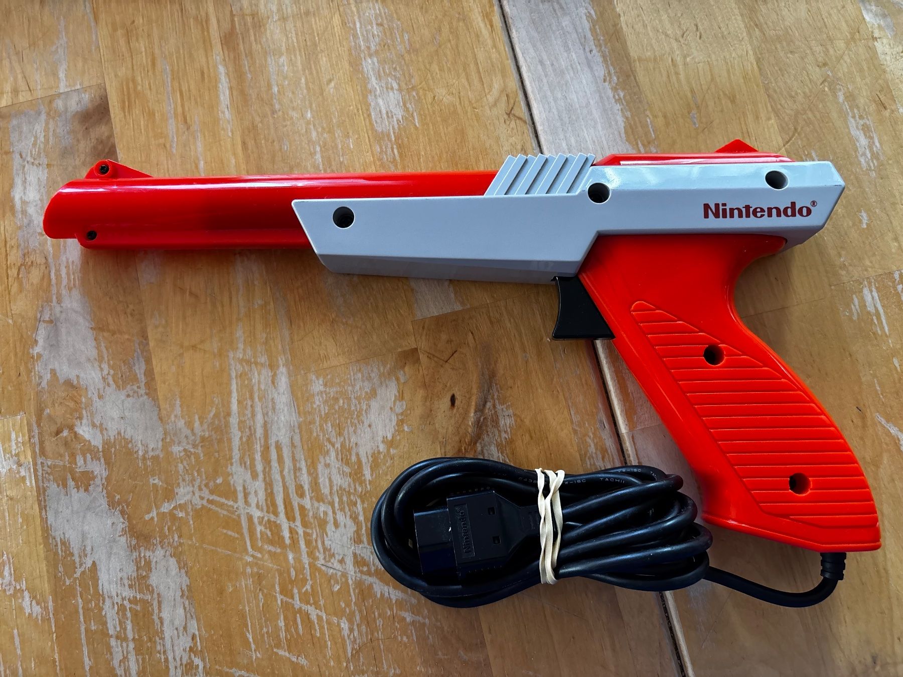 Controller: NES Zapper – Usato da Frenkendorf venduto da Fionchen 1