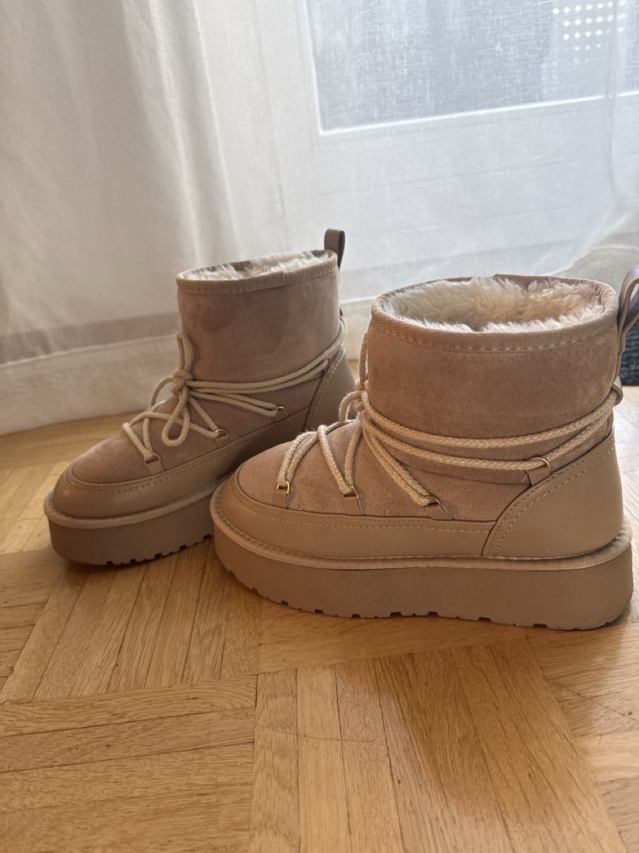 Scarpe da donna: Stiefel gefüttert – Usato da Winterthur venduto da mag_z5tc 1
