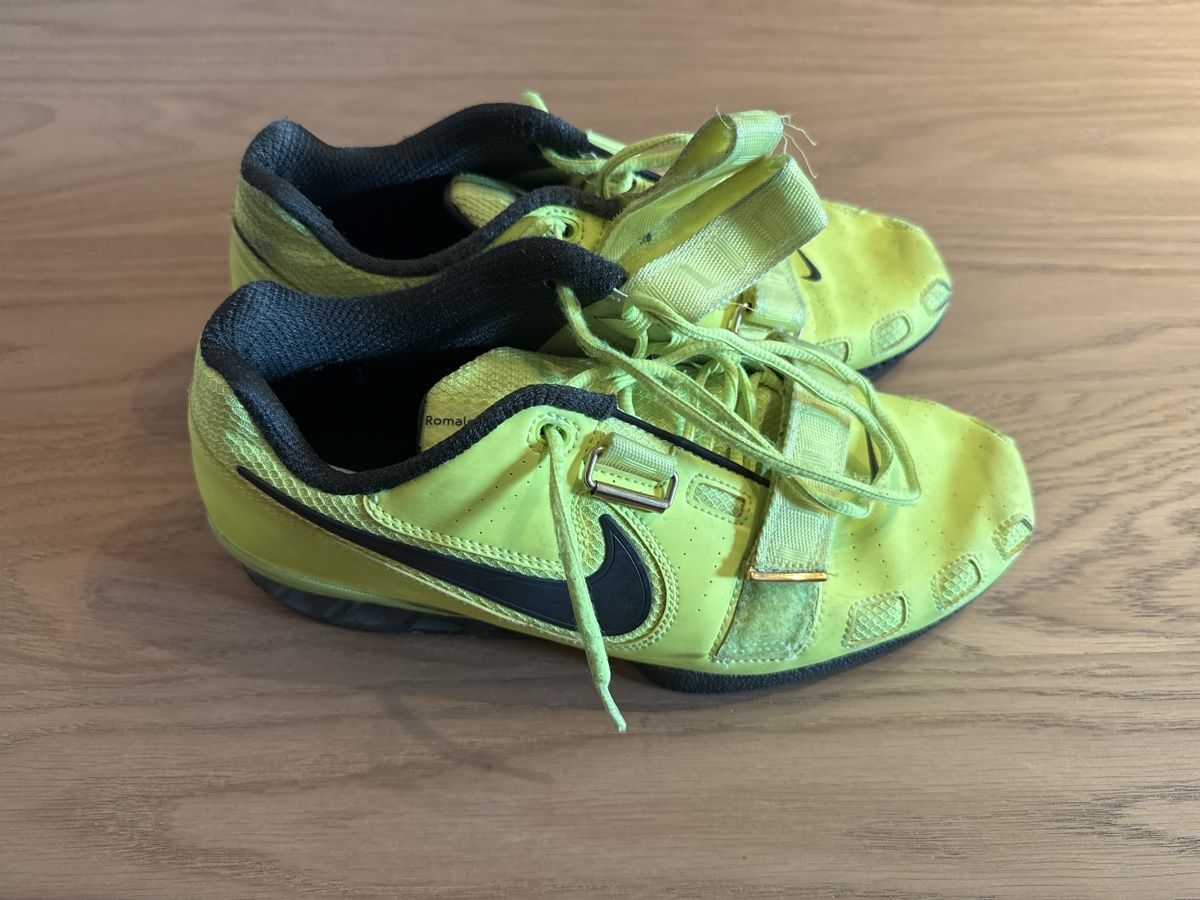 Scarpe da uomo: Gewichtsheberschuhe Nike Romaleo 2, Neongelb – Usato da Otelfingen venduto da kar_6rlb 1
