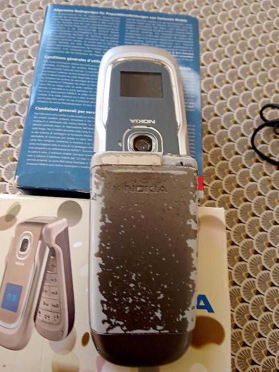 Handys / Smartphones: Rétro un Nokia2760 – Gebraucht aus Genève von chr_8ncs 1