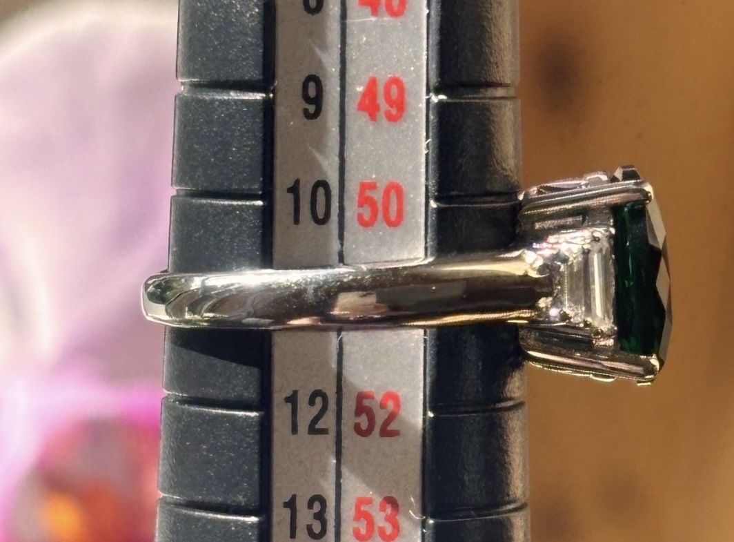 Anelli: Ring 925 Silber mit synthetischem Smaragd, grösse 51 – Nuovo (secondo la descrizione) da Menziken venduto da sense83 5