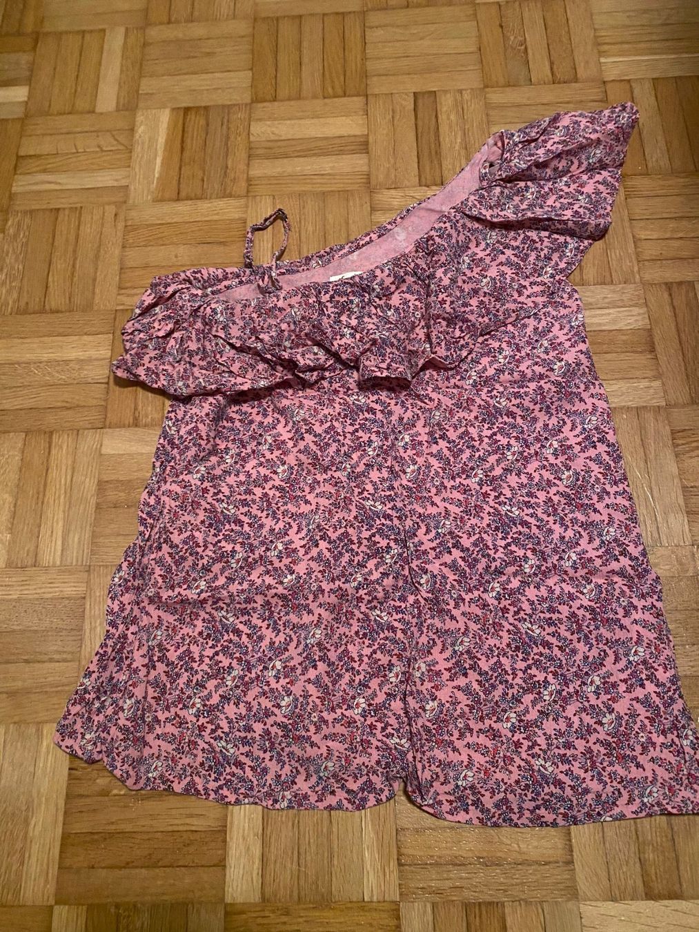 Hollister Top: Hollister Top – Usato da Bern venduto da jbern3012