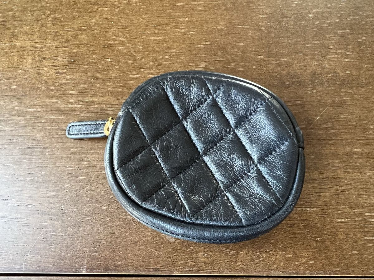 Chanel Portafogli: Chanel Coin Purse Schwarz Lammleder – Nuovo (secondo la descrizione) da St. Gallen venduto da sih_2z86 2